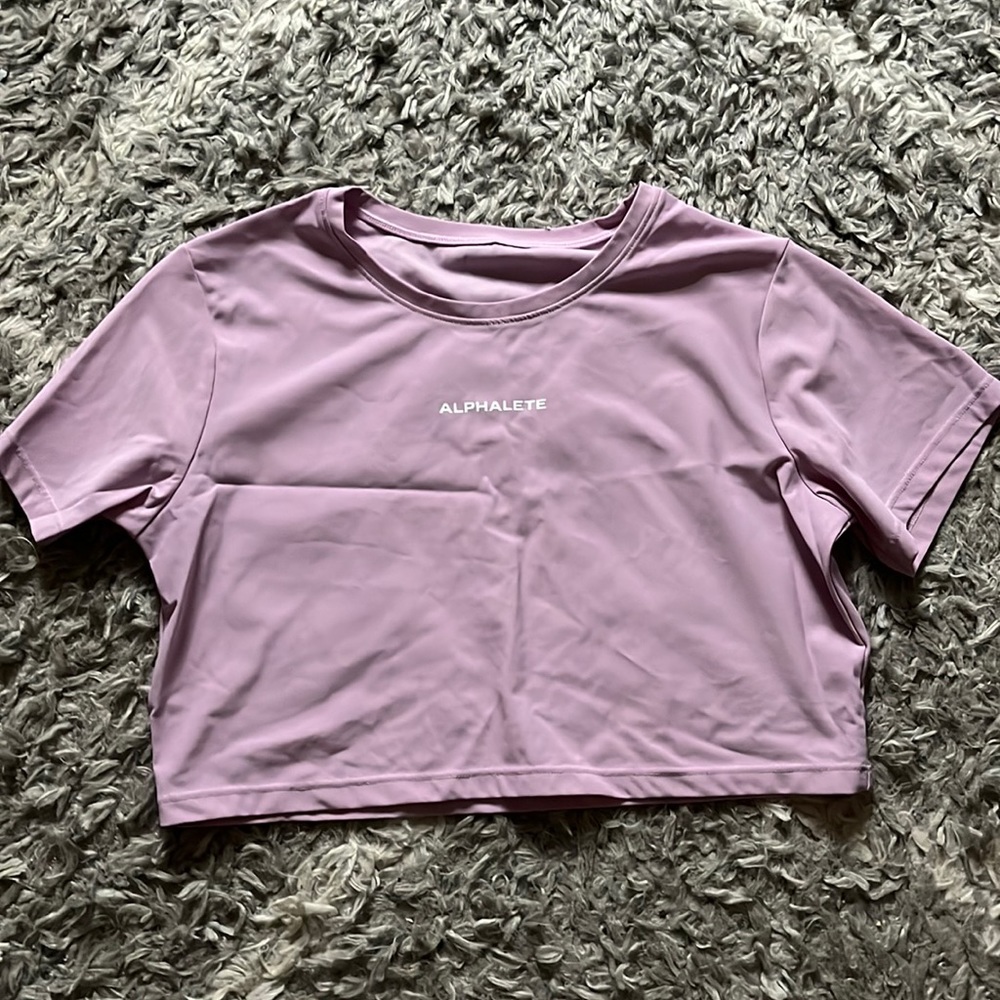 Alphalete crop top